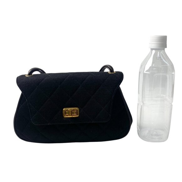 CHANEL Black Bag - Picture 14 of 16